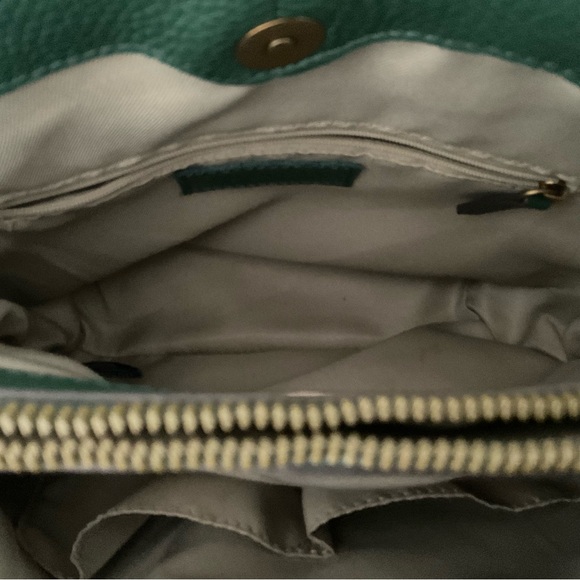 American Leather Co Deep Emerald Shoulder Purse with Whipstitched Sides & Handle - Picture 14 of 15